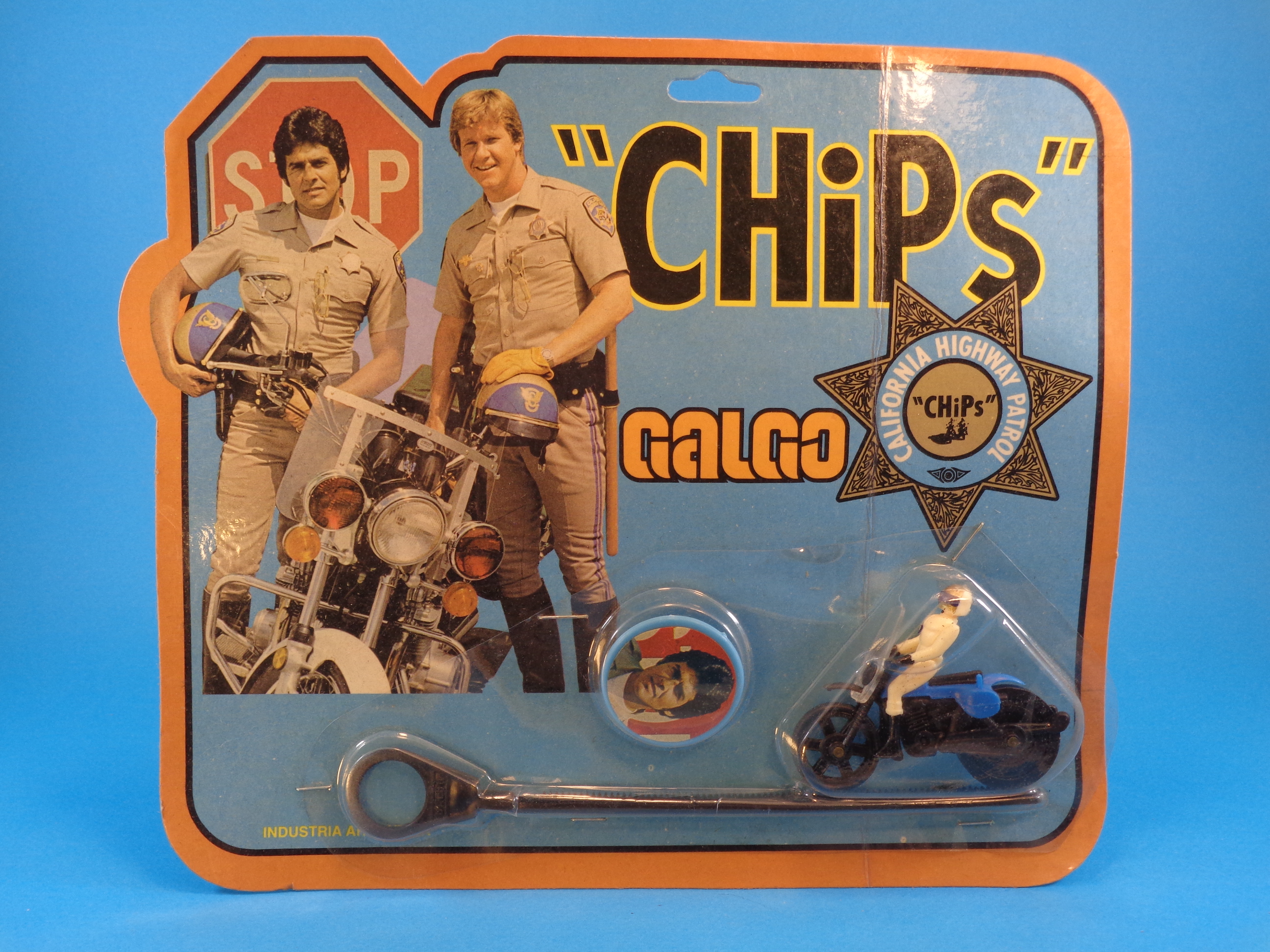 CHiPS MOTORCYCLE & BADGE PONCHARELLO ARGENTINA 1980s  