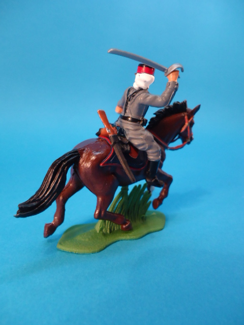 BRITAINS DSG * HUSSARS of PAVIA SPANISH CAVALRY REG #20  